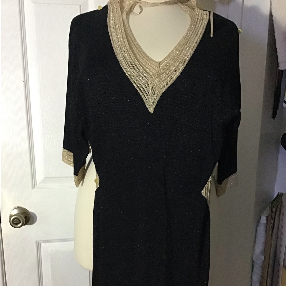 SOLD SOLD SOLD 🤗Midnight Gold ❣️Knitted Blk/Gold Mini Dress